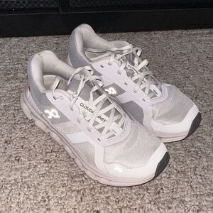 On Running Women's Cloudrunner White and Gray Sneakers